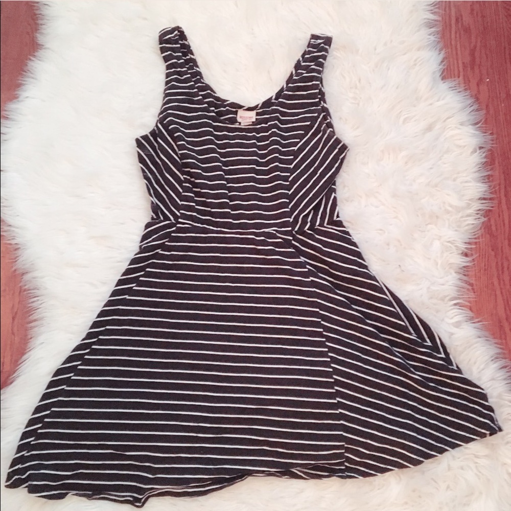 ✨ Striped dress